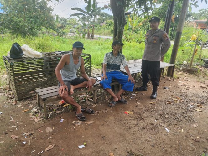 
					PERSONIL POLSEK PULAU PETAK LAKSANAKAN PATROLI DIALOGIS KE DESA-DESA WILAYAH KECAMATAN PULAU PETAK