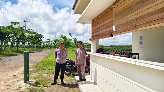 
					Polsek Kapuas Barat Laksanakan Patroli Objek Vital di PT Wira Usaha Tama Lestari