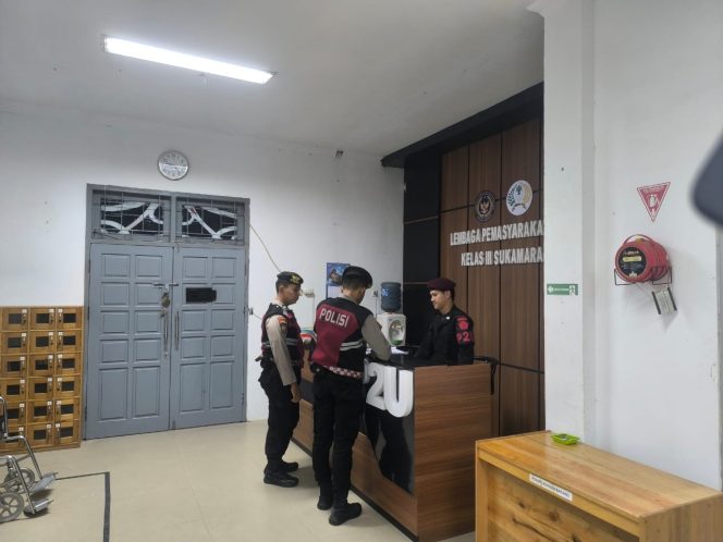 
					Polres Sukamara Pastikan Keamanan di Sekitar Lapas Tetap Kondusif