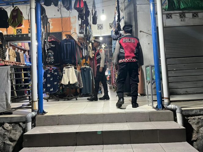 
					Polres Sukamara Gencarkan Patroli Humanis di Pasar Inpres