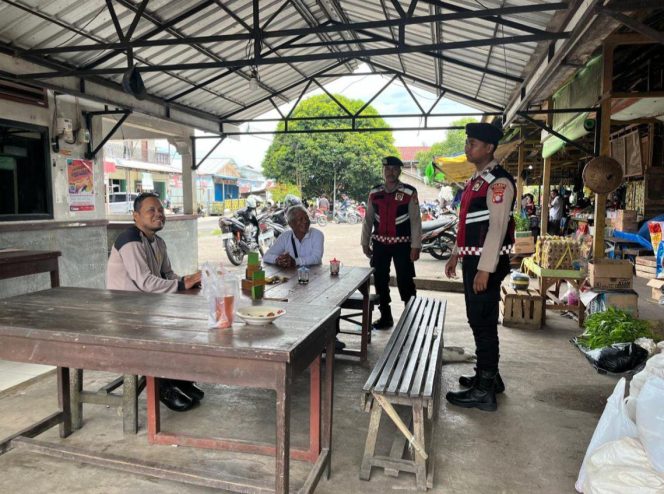 
					Polres Sukamara Gencarkan Patroli Harkamtibmas di Kawasan Pasar Saik