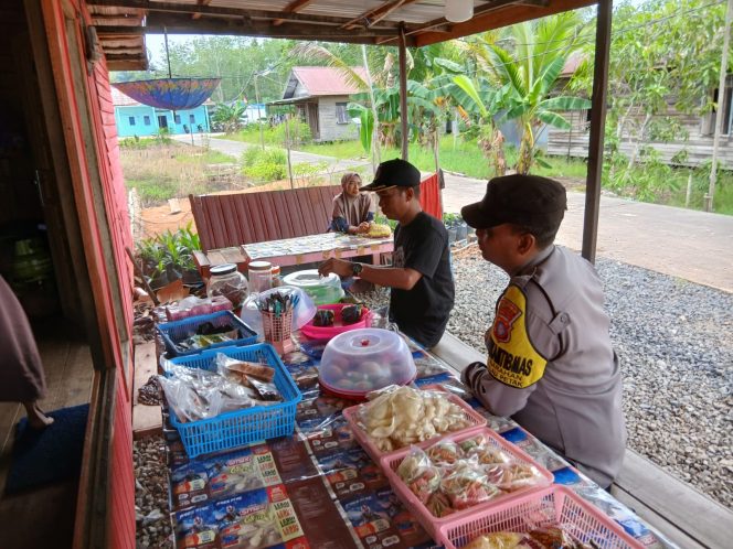 
					PERSONIL POLSEK PULAU PETAK LAKSANAKAN PATROLI DIALOGIS KE DESA-DESA WILAYAH KECAMATAN PULAU PETAK