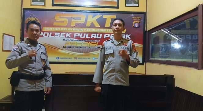 
					POLSEK PULAU PETAK LAKSANAKAN KEGIATAN SIAGA MAKO PADA MALAM HARI GUNA CIPTAKAN SITUASI AMAN