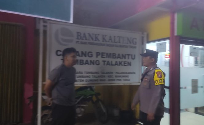 
					Cegah Kejahatan, Patroli Malam Polsek Manuhing Tingkatkan Rasa Aman Warga