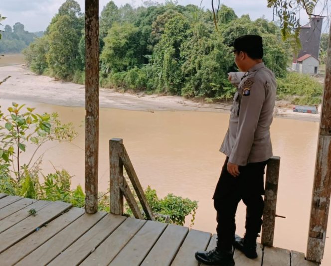 
					Polsek Kahut Siaga Banjir, Pantau Ketat Perubahan Debit Sungai