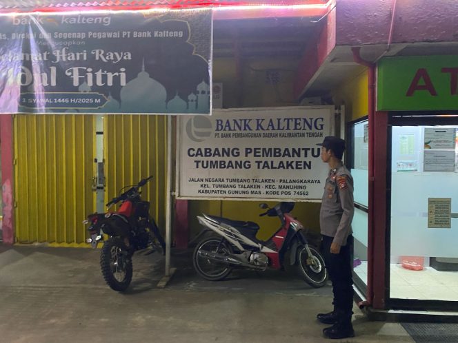 
					Patroli Malam Polsek Manuhing, Pantau Objek Vital Cegah Gangguan Kamtibmas