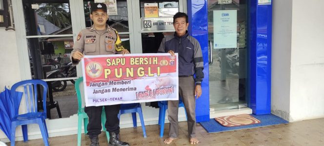 
					Wujudkan Masyarakat Bebas Pungli: Polsek Tewah Gencarkan Edukasi Warga