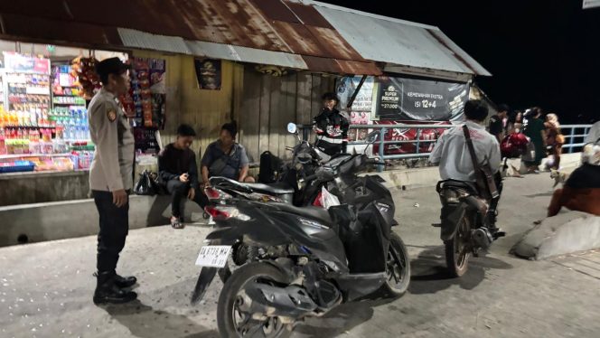 Antisipasi Kejahatan, Polsek Kapuas Barat Laksanakan Patroli Malam Hari