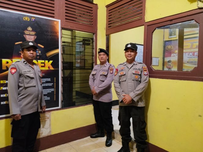POLSEK PULAU PETAK LAKSANAKAN KEGIATAN SIAGA MAKO PADA MALAM HARI GUNA CIPTAKAN SITUASI AMAN