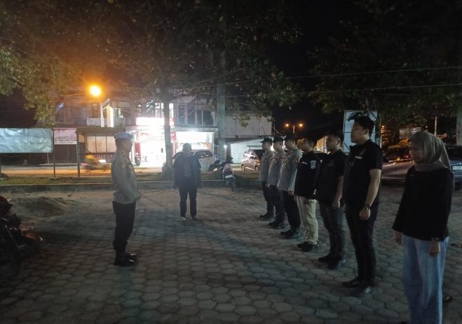 Pastikan Akhir Pekan Aman, Puluhan Personel Polres Gumas Sisir Pusat Keramaian Kuala Kurun