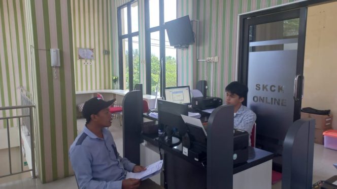 Polres Kotim Layani Pembuatan SKCK Secara Humanis di Kantor SPKT