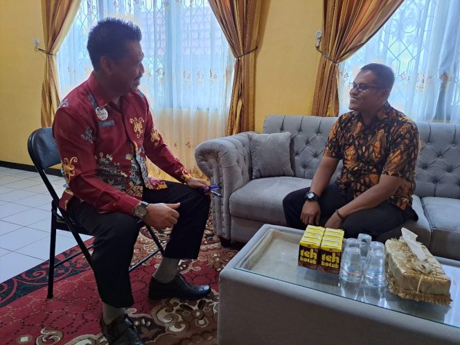
					Perkuat Sinergitas, Intelkam Polres Sukamara Jalin Komunikasi dengan Kesbangpol