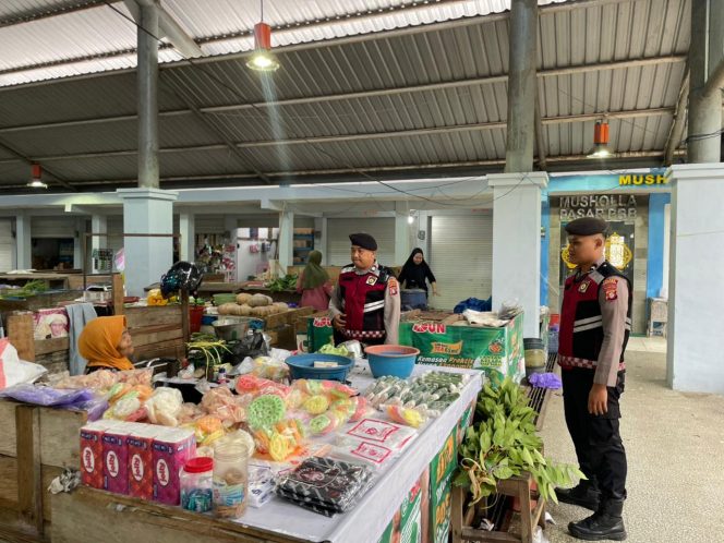 
					Patroli Presisi Sat Samapta Tingkatkan Harkamtibmas di Kota Muara Teweh, Polres Barito Utara Pastikan Keamanan Masyarakat Tetap Kondusif