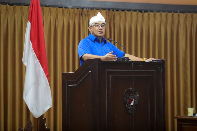 
					Wali Kota Bandung Imbau Warga Waspada Cuaca Ekstrem