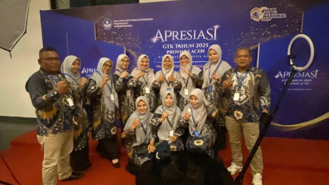 
					Kadis Dikjar Drs. Seprianto Apresiasi Kontingen Aceh Tamiang, mengukir Prestasi Gemilang di Anugerah GTK Aceh 2025