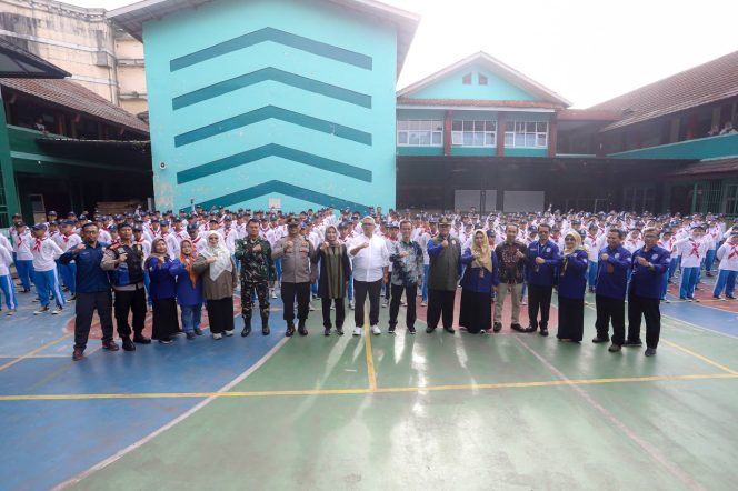 
					Siapkan Remaja Tangguh, Pemkot Bandung Perkuat Pendidikan Karakter Sejak SMP
