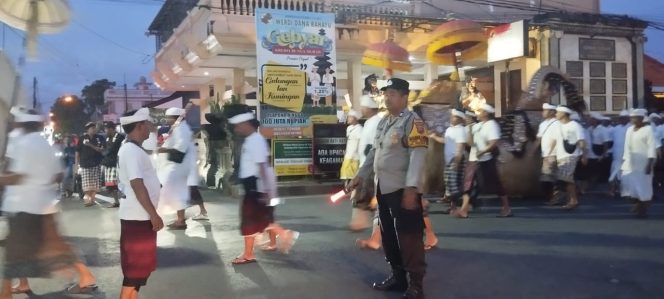 
					Prosesi Melancaran Ida Betara di Sidakarya Berlangsung Lancar dan Khidmat