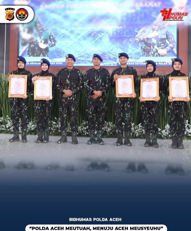 
					Kapolda Aceh dalam Syukuran HUT ke 80 Brimob. Pentingnya kehadiran brimob yang humanis dalam menjaga keamanan Aceh