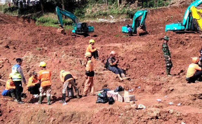 
					Memasuki Hari Kesembilan Operasi SAR Tanah Longsor Di Majenang, Fokus Pencarian di Worksite A1 dan B1