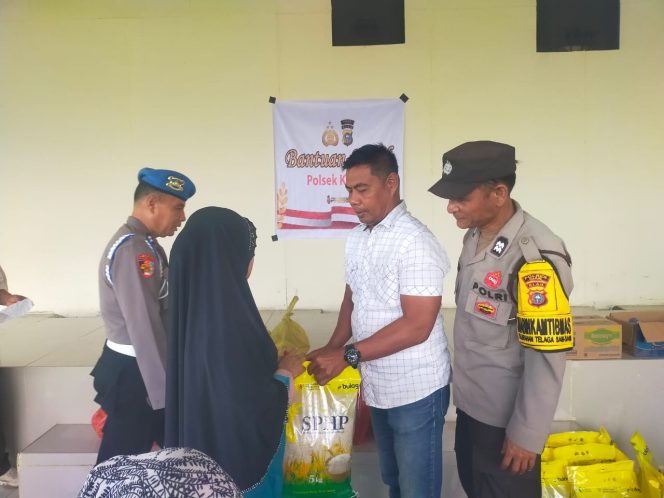 
					Polsek Kandis Salurkan Bantuan Sosial untuk Masyarakat Suku Sakai, Wujud Kepedulian dan Kehadiran Negara