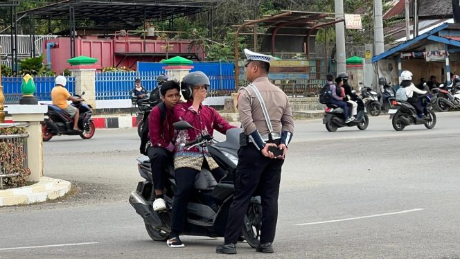 
					Satgas Gakkum Ops Zebra 2025 Satlatas Polres Murung Raya Bina Ditempat Pelanggar Lalu Lintas