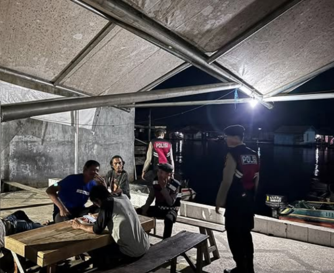 
					Satsamapta Polres Sukamara Laksanakan Patroli Presisi Sebagai Wujud Kehadiran Polri di Tengah Masyarakat