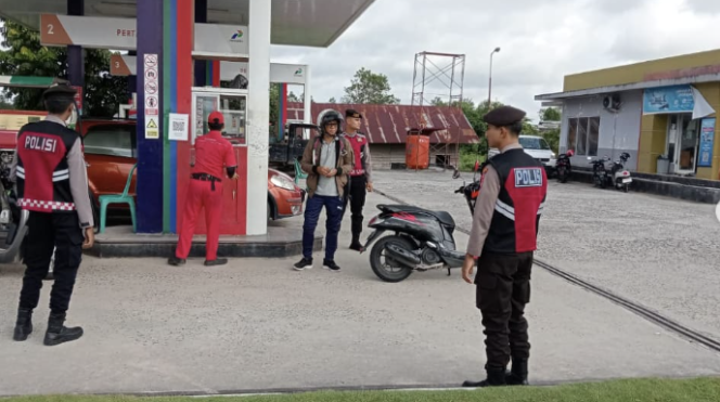 
					Sabhara Polres Sukamara Jaga Stabilitas Keamanan dengan Patroli di Sekitar SPBU