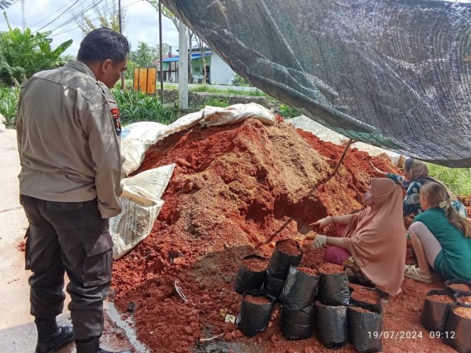 
					Personel Polsek Basarang Patroli Dialogis Guna Terciptanya Sitkamtibmas