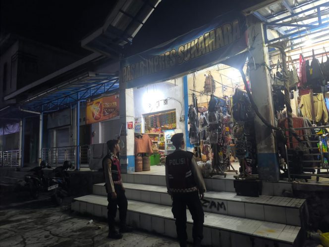 
					Antisipasi Gangguan Kamtibmas, Sat Samapta Polres Sukamara Sambangi Pasar Inpres