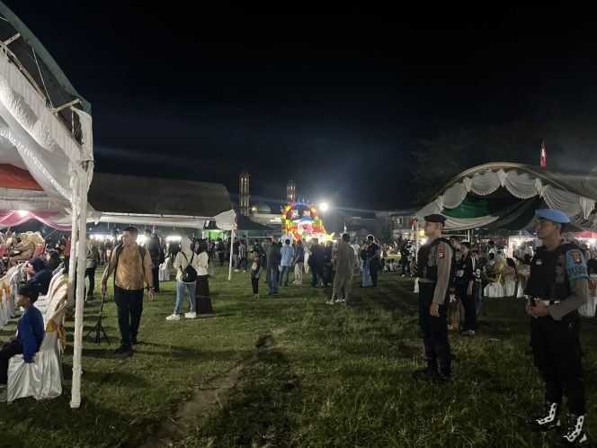 
					Polres Sukamara Gelar Pengamanan Humanis di Pestifal Gawi Barinjam 2025