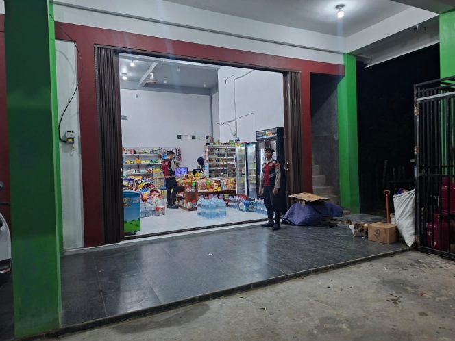 
					Ciptakan Rasa Aman, Sat Samapta Polres Sukamara Patroli di Jalur Tjilik Riwut