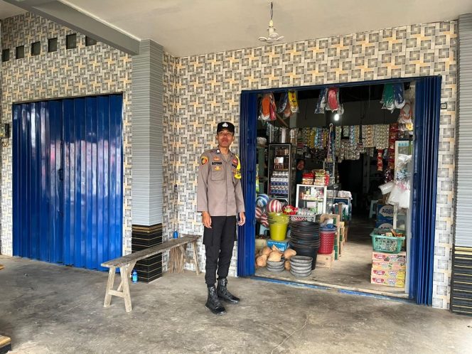 
					Personil Polsek Balai Riam Tingkatkan Keamanan Lewat Patroli KRYD