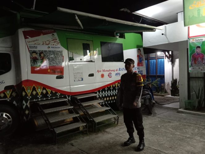
					Polsek Tewah Siaga di Malam Hari, Patroli Intensif Cegah Kejahatan