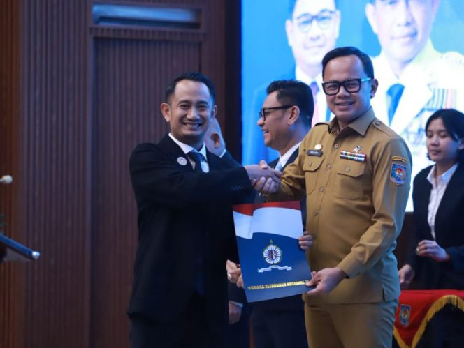 
					Fairid Naparin Tuntaskan Pendidikan Kepemimpinan Lemhannas, Siap Perkuat Tata Kelola Pemerintahan