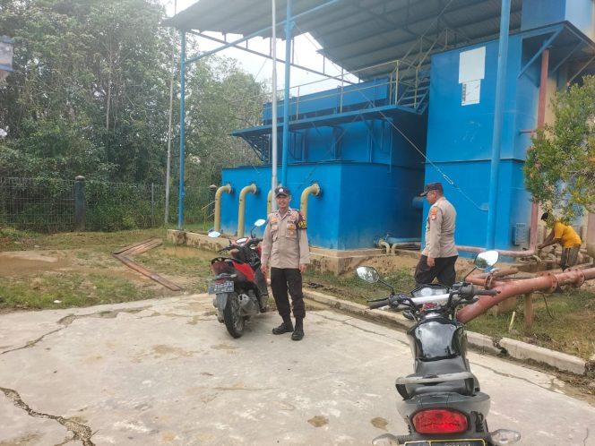 
					Personil Polsek kapuas Tengah laksanakan Patroli ke objek vital ke PDAM unit Pujon.