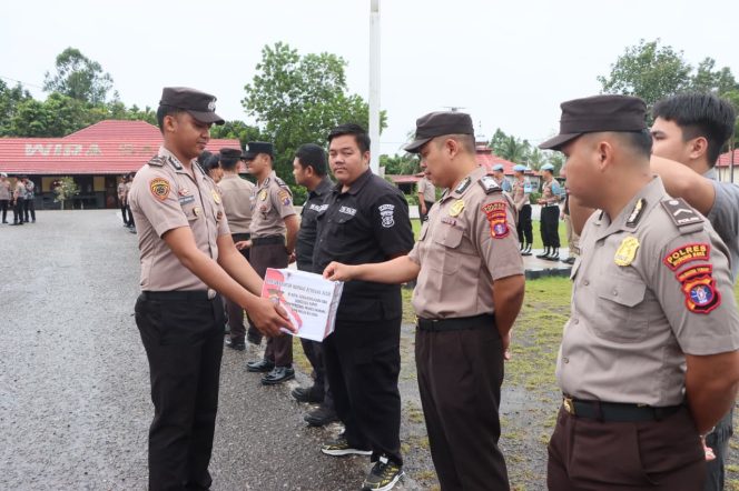 
					Polres Murung Raya dan Polsek Jajaran Salurkan Donasi Untuk Masyarakat Terdampak Bencana di Sumatra