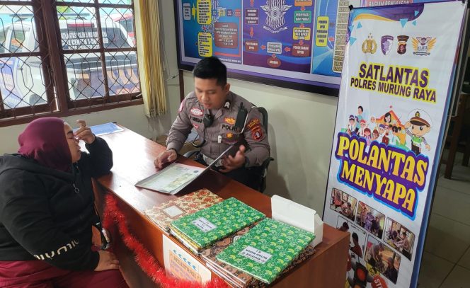 
					Polantas Menyapa, Satlantas Polres Murung Raya Terus Hadirkan Pelayanan Humanis di Samsat