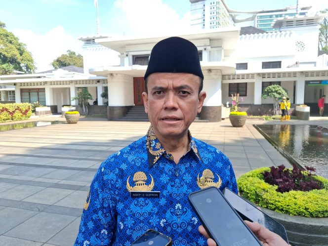 
					Pemkot Bandung Rehabilitasi 335 Ruang Belajar Sepanjang 2025, Tahun Depan Ekspansi 60 Ruang Kelas Baru