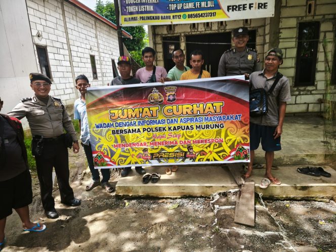 
					Dengarkan Aspirasi Masyarakat,Polsek Kapuas Murung Gelar Jumat Curhat