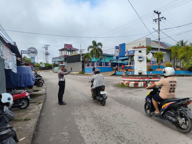 
					Strong Point Pagi, Polisi Lalu Lintas Raya Gatur Di Seputaran Puruk Cahu
