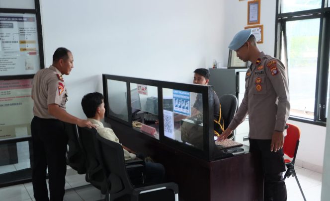 
					Wakapolres Murung Raya Cek Pelayanan SKCK Online, Pastikan Pelayanan Optimal dan Sesuai Prosedur