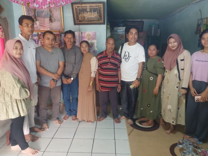 
					Ph Inisial Ph Wilson Sianturi, SH dan Sukri Gazali, SH Meminta Bupati Kotim Menindak Tegas Evaluasi Kinerja Kerja Perangkat Desa Ramban