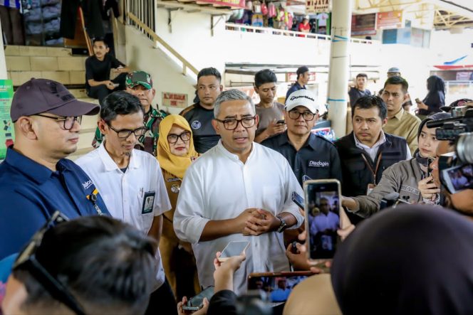 
					Farhan Imbau Warga Tetap Tenang Terkait Temuan Benda Diduga Bom