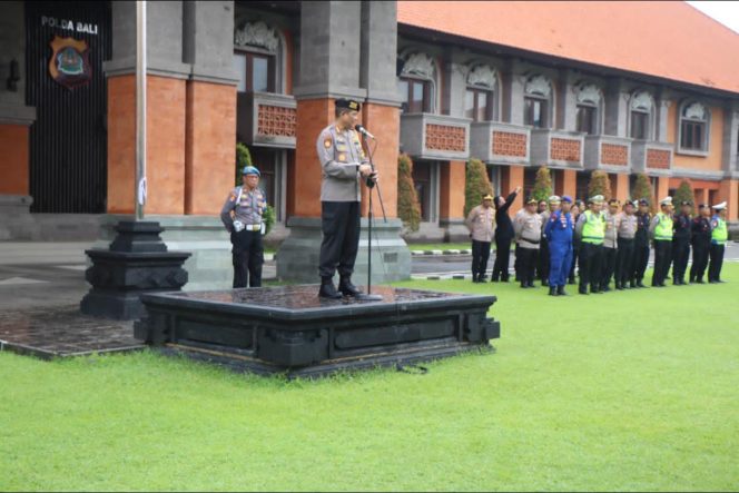 
					Dirsamapta Polda Bali : Pengawasan dan Kesiapsiagaan Personel Jadi Kunci Sukses Operasi Lilin Agung 2025