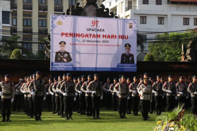 
					Hari ibuk ke-97: Polda Bali Berikan Penghargaan pada Perempuan Indonesia yang Bedaya dan Berkarya