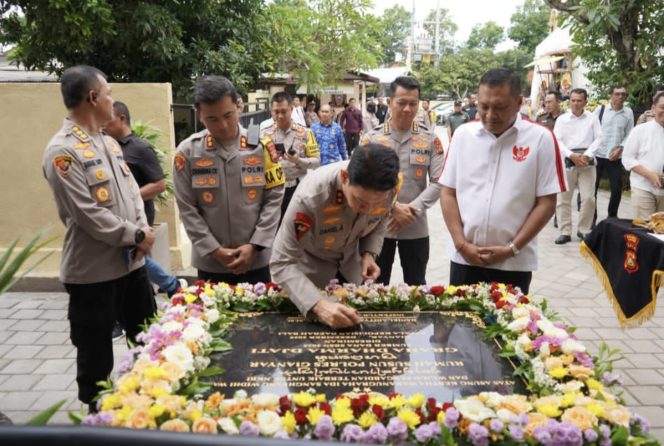 
					Kapolda Bali Resmikan Rusun Graha Dharma Djati Polres Gianyar