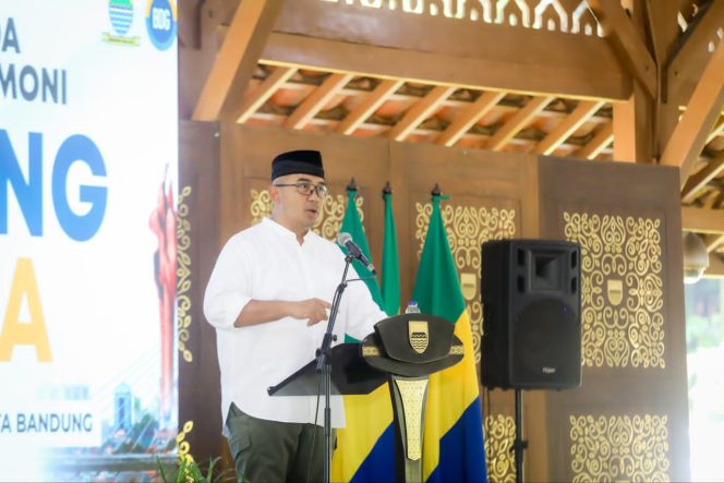 
					Pastor Aloysius Wahyu Apresiasi Silaturahmi dan Doa Bersama di Pendopo Kota Bandung