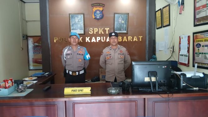
					Personel Polsek Kapuas Barat Laksanakan Siaga Mako untuk Jaga Stabilitas Kamtibmas Wilkum Kapuas Barat