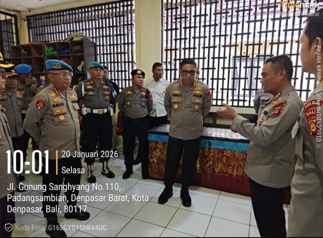 
					Lakukan Pengawasan dan Gaktibplin, Irwasda dan Kabidpropam Polda Bali terhadap personel Polresta Denpasar