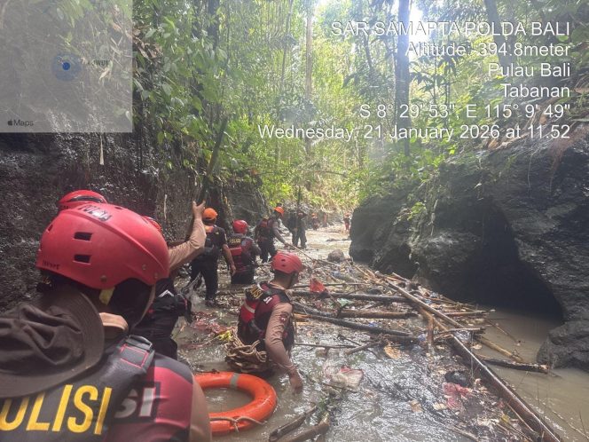 
					Polda Bali Kerahkan Unit Sar Direktorat Samapta Guna Cari Ibu dan Anak Hanyut di Tabanan